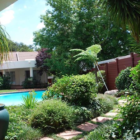 Sunninghill Guest Lodges Johannesburg Ruang foto