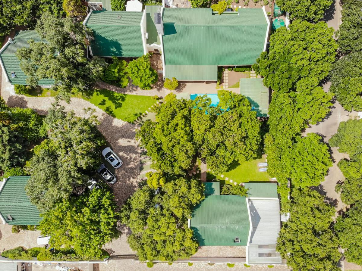 Sunninghill Guest Lodges Johannesburg Bagian luar foto