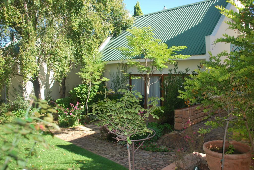Sunninghill Guest Lodges Johannesburg Ruang foto